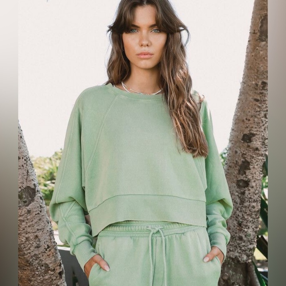 Lorna Jane Vintage Wash Batwing Crop Jumper Sweatshirt Mint Green Pullover M